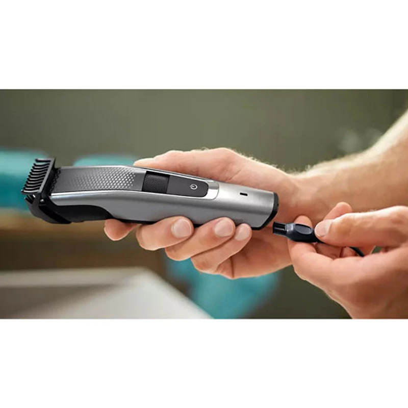 Tondeuse à barbe avec système Lift and Trim PRO 5000 de Philips (BT5511/15)