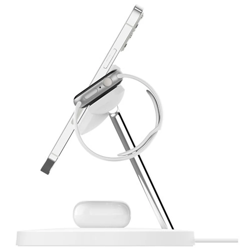 Support de chargement sans fil 3-en-1 MagSafe de Belkin pour iPhone 15/14/13/12, Apple Watch et AirPods - Blanc