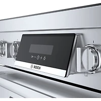 Cuisinière à induction à convection véritable 30 po série 800 po de Bosch (HIS8055C) - Inox