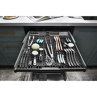 Lave-vaisselle encastrable 24 po 51 dB avec troisième panier de Whirlpool (WDT730HAMZ) - Inox
