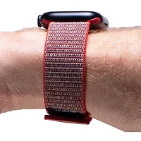 Bracelet sport de Gear4 pour Apple Watch 42/44/45 mm - Rouge