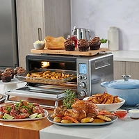 Remis à neuf (bon état) - Four grille-pain à convection et friteuse à air chaud Smart Oven de Breville - 0,8 pi³/22,6 l - Acier inoxydable brossé - Remanufacturé par Breville