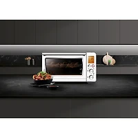 Remis à neuf (bon état) - Four grille-pain à convection et friteuse à air chaud Smart Oven de Breville - 0,8 pi³/22,6 l - Sel de mer - Remanufacturé par Breville