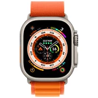 Apple Watch Ultra (GPS + connectivité cellulaire) avec boîtier de 49 mm en titane et bracelet alpin orange offert par Bell
