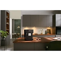 Machine à café et à expresso de comptoir CM 6160 Milk Perfection de Miele - Noir lustré