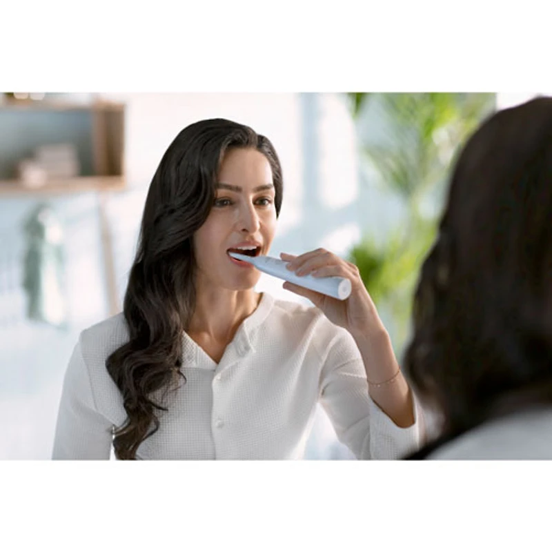 Brosse à dents électrique Sonicare 4100 de Philips (HX3681/23) - Blanc