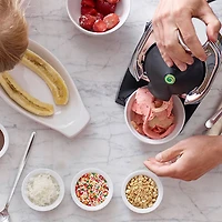 Yonanas Deluxe Frozen Fruit Dessert Maker - Black