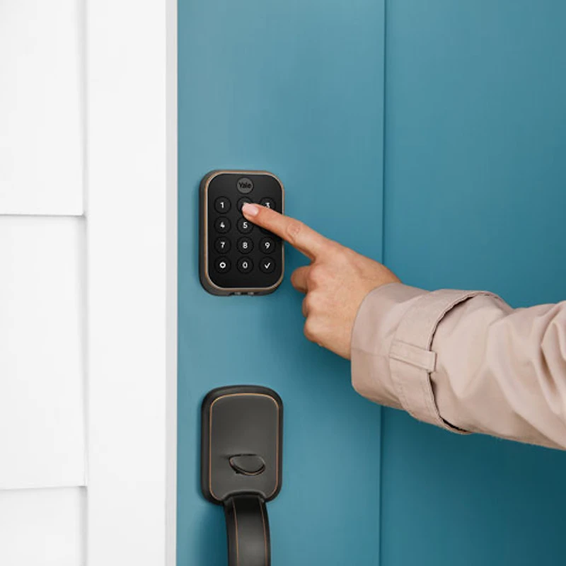 Serrure intelligente Bluetooth Assure Lock 2 avec pavé numérique de Yale - Bronze huilé