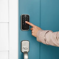 Serrure intelligente Wi-Fi Assure Lock 2 avec clé de Yale - Nickel satiné