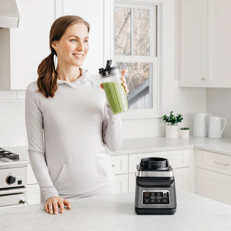 Mélangeur de comptoir de 1400 W Professional Plus Blender DUO Auto-IQ de Ninja avec tasses Nutri Ninja - Noir/Acier inoxydable