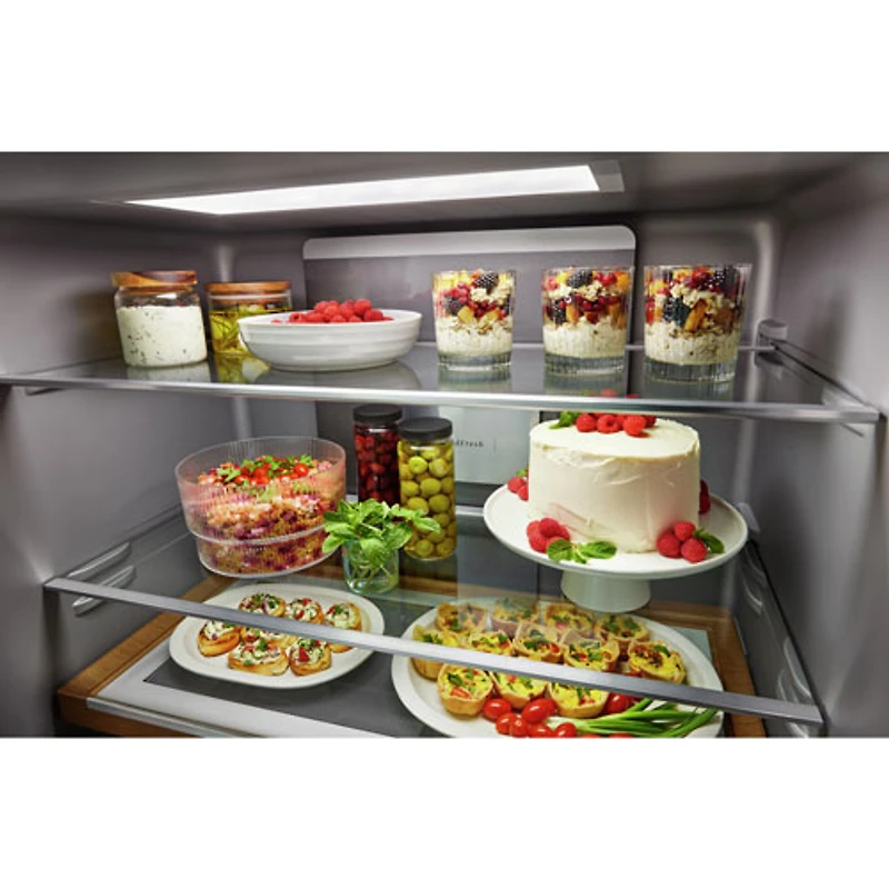 Réfrigérateur à deux portes/profondeur de comptoir 19,4 pi³ 36 po de KitchenAid (KRQC506MPS) - Acier métallique
