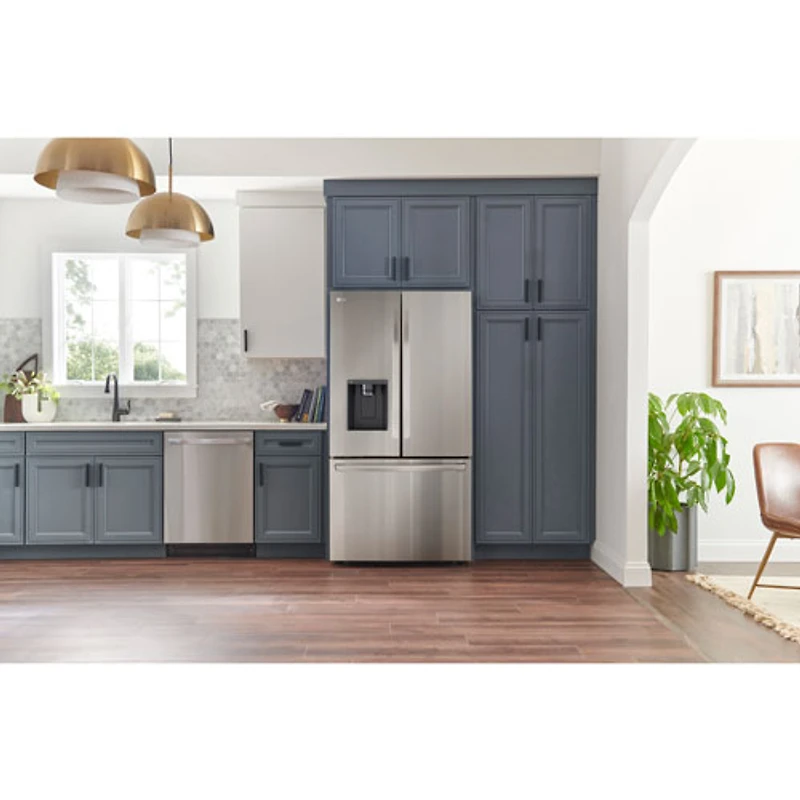 Réfrigérateur deux portes à profondeur de comptoir MAX 25,5 pi³ 36 po de LG (LRFXC2606S) - Inox