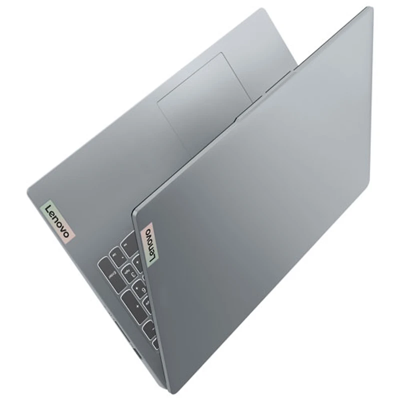 Portable 15,6 po IdeaPad Slim 3i de Lenovo - Gris arctique (Core i5-1335U d'Intel/RAM 16 Go/SSD 512 Go/Windows 11)