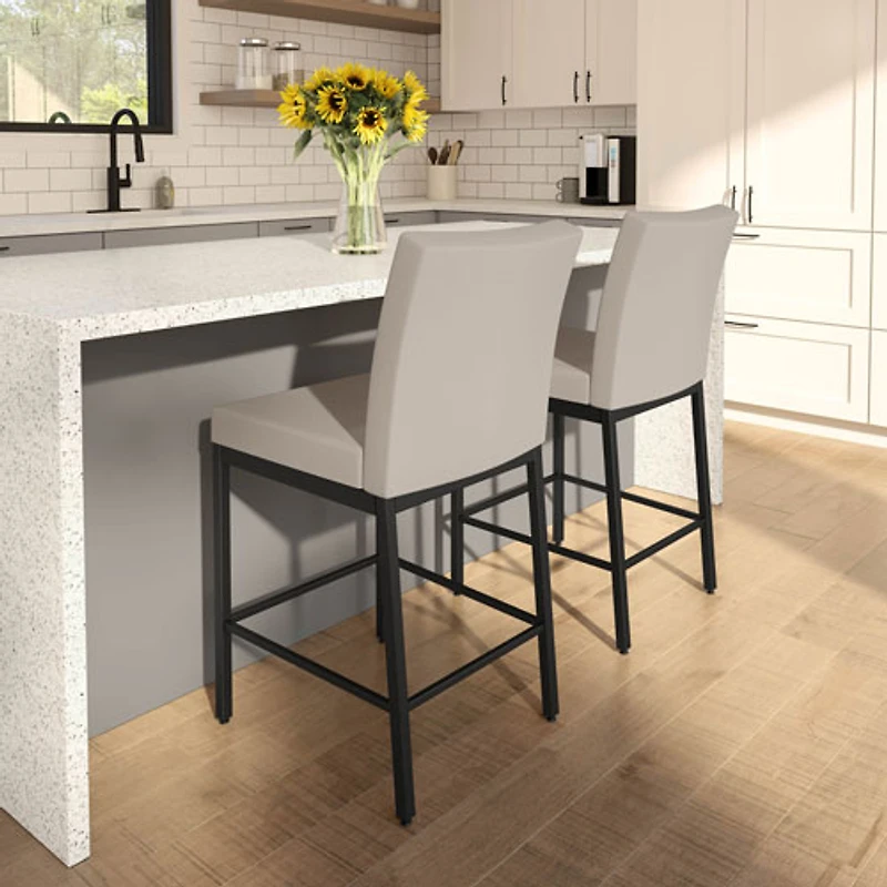 Perry Plus Traditional Bar Height Barstool - Cream/Black