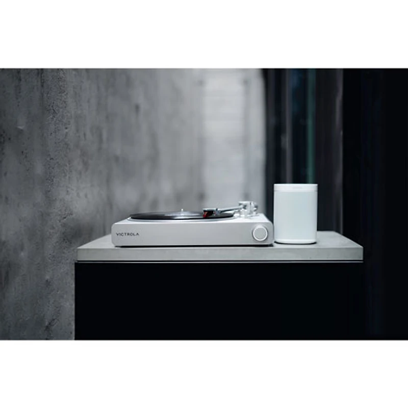Tourne-disque à entraînement direct Stream Carbon de Victrola - Fonctionne avec Sonos - Noir/Argenté