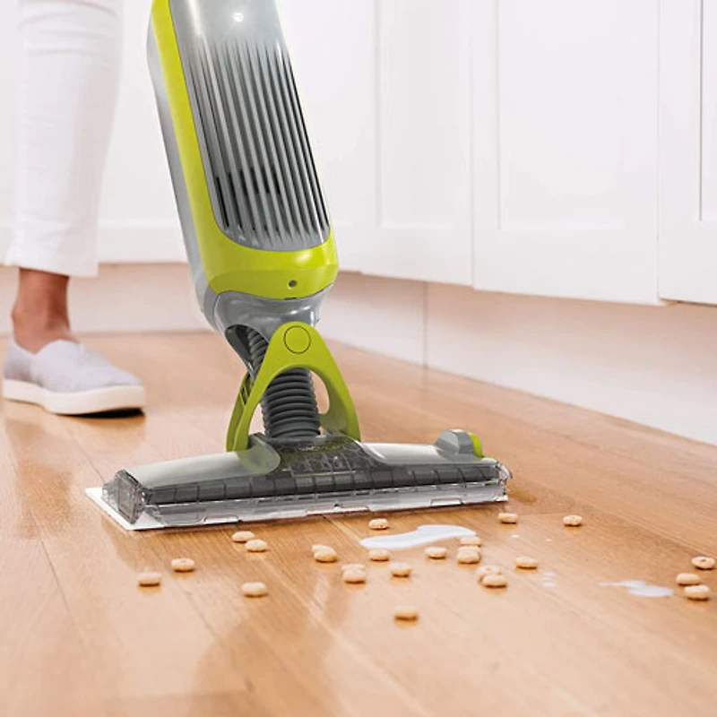 Aspirateur-balai et vadrouille sans fil VACMOP de Shark (VM200C) - Vert propre