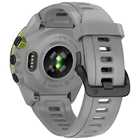 Montre intelligente GPS de 42 mm Approach S70 de Garmin pour le golf - Gris