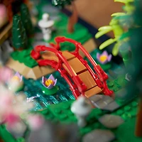 LEGO Icons: Le jardin paisible - 1363 pièces (10315)