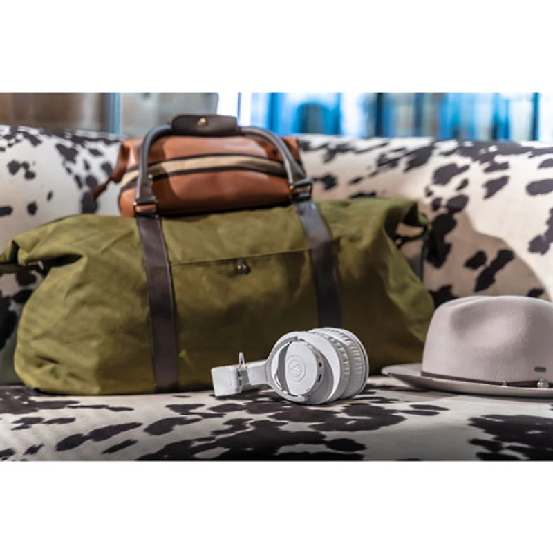 Casque de contrôle Bluetooth à isolation sonore ATH-M20xBT d'Audio Technica - Blanc
