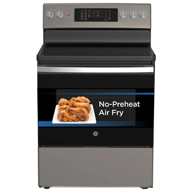 Cuisinière électrique autonome à 5 éléments avec convection véritable et friture à l'air 5,0 pi³ 30 po de GE (JCB840ETES) - Ardoise