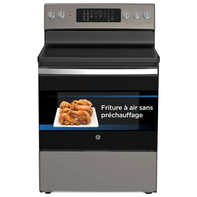 Cuisinière électrique autonome à 5 éléments avec convection véritable et friture à l'air 5,0 pi³ 30 po de GE (JCB840ETES) - Ardoise