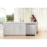 Lave-vaisselle encastrable 24 po 46 dB avec troisième panier de Bosch (SHX5AEM5N) - Acier inoxydable