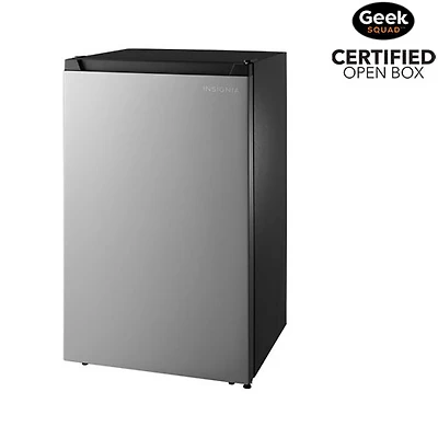 Boîte ouverte - Réfrigérateur de bar autonome de 3,3 pi³ d'Insignia (NS-CF33SS3-C) - Acier inoxydable