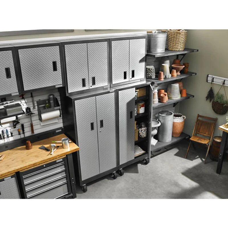 Armoire robuste en acier soudé de Gladiator (GATB302DRG) - Argenté