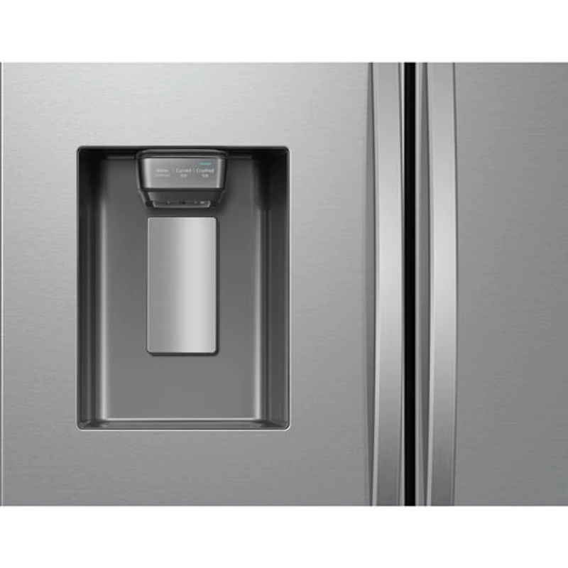 Réfrigérateur à deux portes à profondeur de comptoir SpaceMax de 25,5 pi³ et 36 po avec distributeur d'eau et de glaçons de Samsung (RF27CG5400SRAA) - Inox
