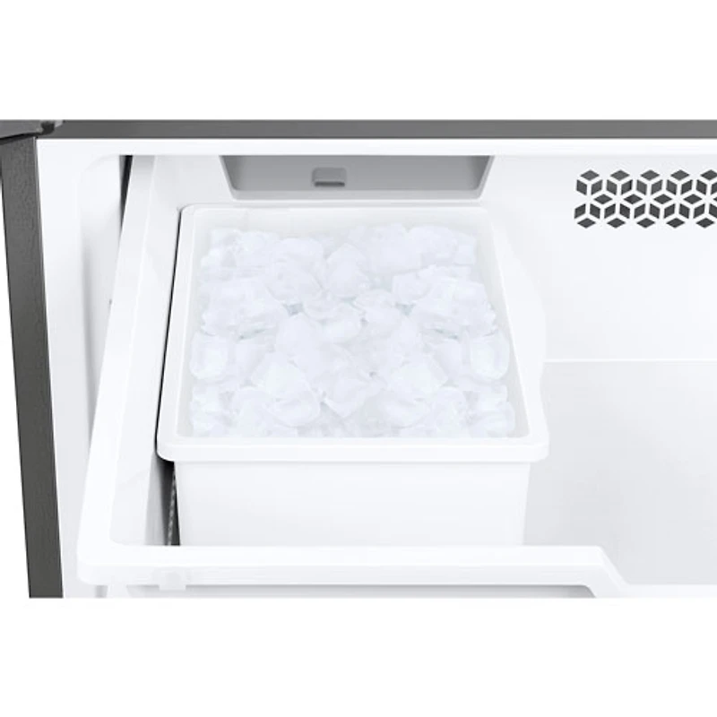 Hisense 31.5" 21.1 Cu. Ft. French Door Refrigerator with Ice Dispenser (RF22B3FSE) - Stainless Steel