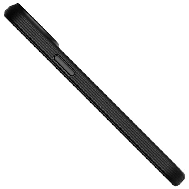 Étui rigide ajusté Recovrd de tech21 avec MagSafe pour iPhone 15 Plus - Noir
