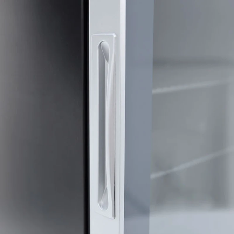 Avanti 1.6 Cu. Ft. 60-Can Beverage Centre (ARBC17T2) - Platinum