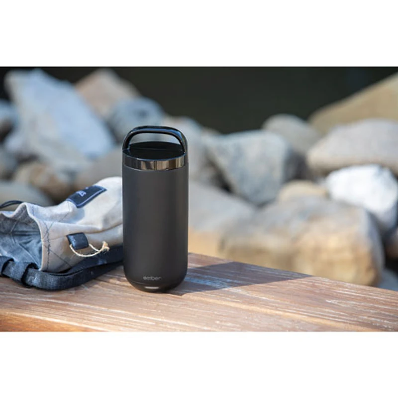 Tasse intelligente à température réglable de 473 ml (16 oz) Tumbler d'Ember - Noir