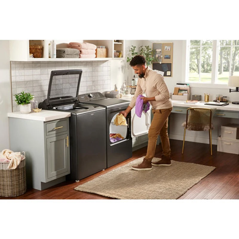 Laveuse à chargement par le haut haute efficacité 6,1 pi³ de Whirlpool (WTW6157PB) - Noir volcan
