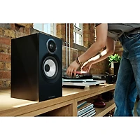 Bowers & Wilkins 607 S3 Bookshelf Speaker - Pair - Black