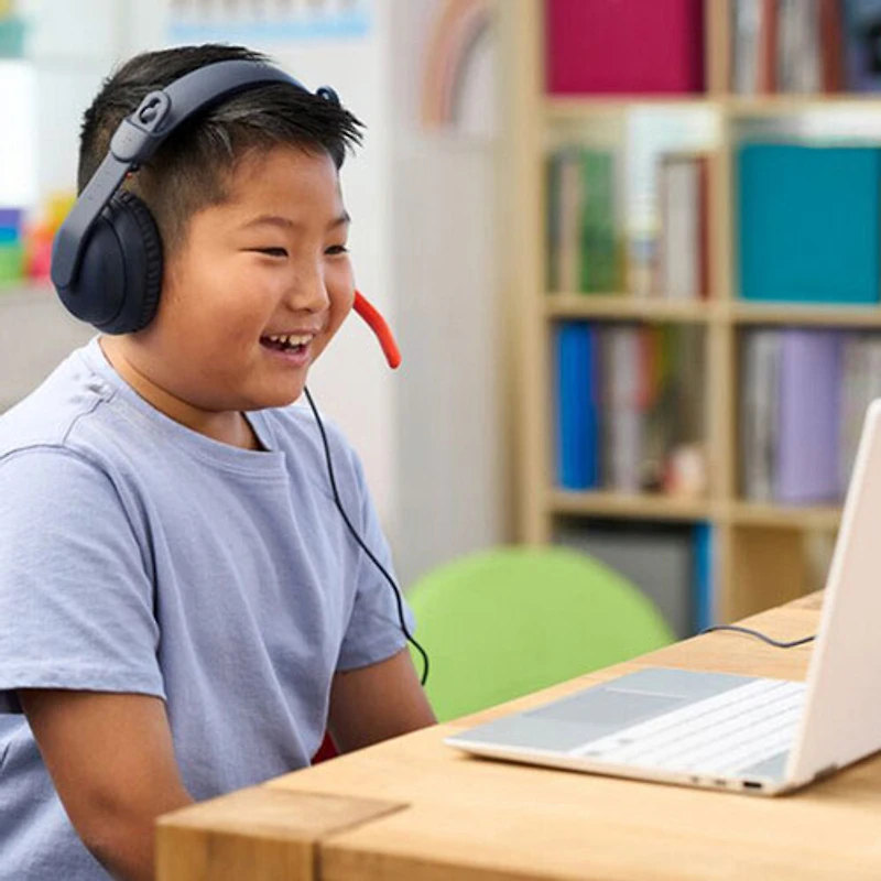 Casque d'écoute USB-A à suppression du bruit Zone Learn de Logitech - Bleu classique