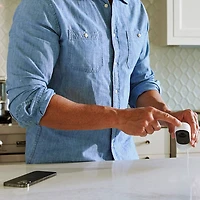 Caméra de surveillance d'intérieur avec fil HD Essential (2e génération) d'Arlo - Blanc - Exclusivité de Best Buy