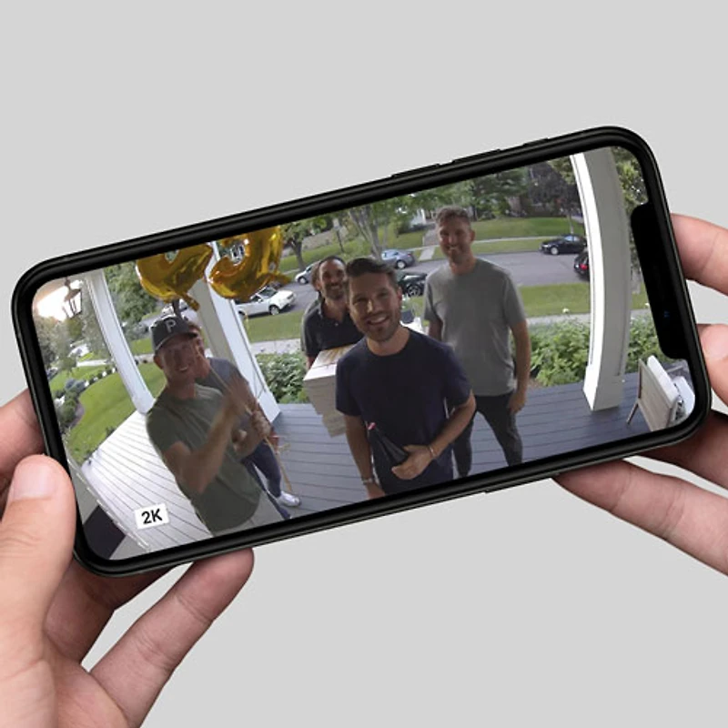 Caméra de surveillance d'intérieur/d'extérieur sans fil 2K Essential XL (2e génération) d'Arlo - Blanc