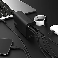 Chargeur portable à 4 ports USB de 26 800 mAh et 65 W de Belkin - Noir