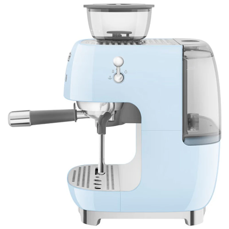Machine à espresso manuelle de Smeg avec mousseur et moulin à caf