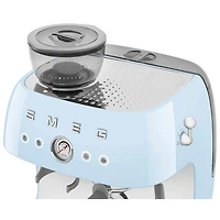 Machine à espresso manuelle de Smeg avec mousseur et moulin à caf