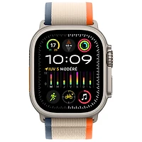 Apple Watch Ultra 2 (GPS + Cellular) avec boîtier de 49 mm en titane et bracelet Sentier orange/beige par TELUS - Petit/Moyen - Financement mensuel