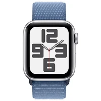 Apple Watch SE (GPS + Cellular) avec boîtier de mm en aluminium argenté et bracelet sport bleu hivernal par Rogers