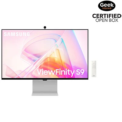Boîte ouverte - Moniteur DEL IPS 5K 60 Hz de 27 po de Samsung avec temps de réponse de 5 ms gris à gris (LS27C900PANXZA) - Argenté/Blanc