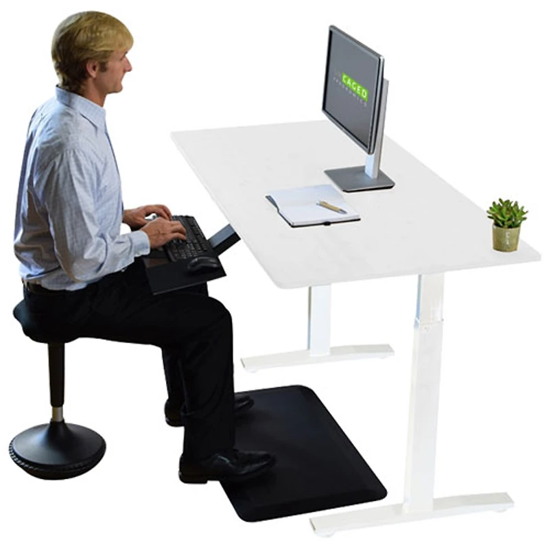 Bureau assis/debout électrique à hauteur ajustable de 60 po Rise Up d'Uncaged Ergonomics - Blanc