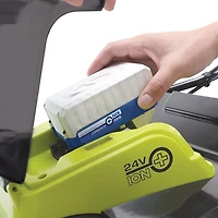 Tondeuse à rouleau sans cordon de 15 po et 24 V iON+ de Sun Joe (24V-CRLM15)