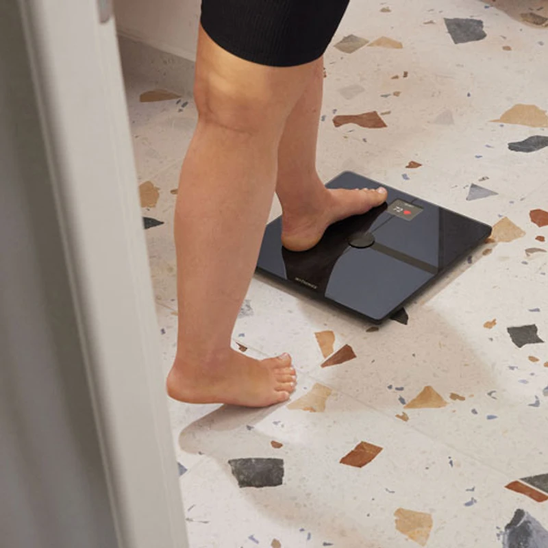 Pèse-personne intelligent numérique Wi-Fi Body Smart de Withings - Noir