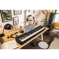 Piano numérique à 88 touches avec mécanisme à marteaux gradués compact P-145 de Yamaha - Noir