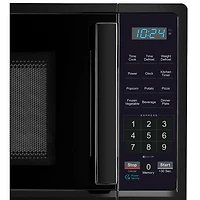 Micro-ondes compact de 0,7 pi³ d'Insignia (NS-MW7BK5-C) - Noir - Exclusivité de Best Buy