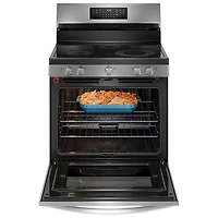 Cuisinière électrique autonome à convection véritable de 5,3 pi³ et 30 po Gallery de Frigidaire (GCRE306CBF) - Inox